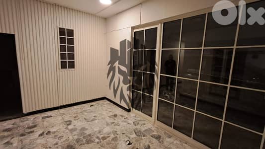 GOOD DEAL ! APT IN ACHRAFIEH PRIME (150SQ) 3 BEDROOMS , (AC-1128)