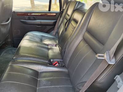 جيب شيروكى 1996