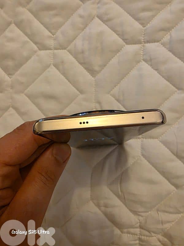 realme 12 pro plus rolex design 1