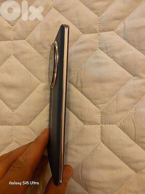 realme 12 pro plus rolex design 2