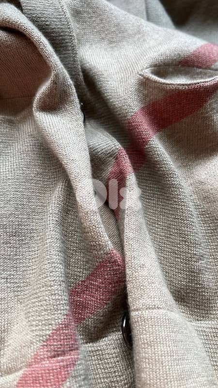 BURBERRY CASHMERE CARDIGAN 1