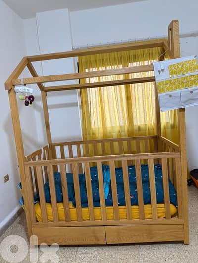 تخت خشب زين (الزان)   Beech wood bed