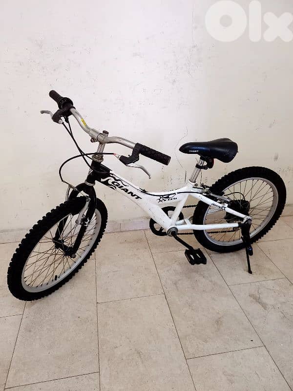 بسكليت Giant usa 1