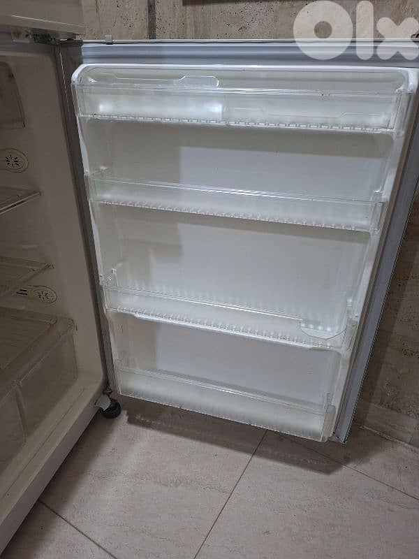 Refrigirator 3