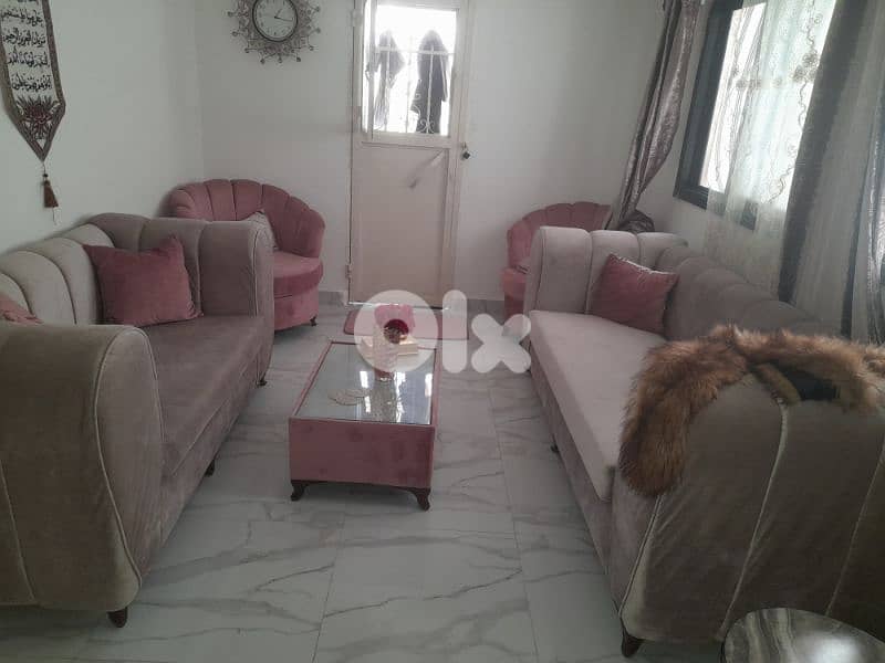 صالون للبيع 0