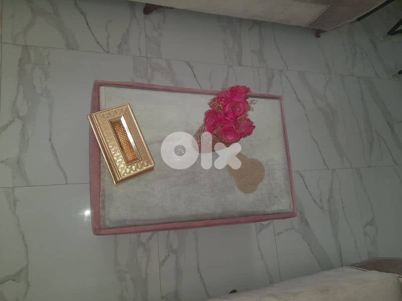 صالون للبيع 1