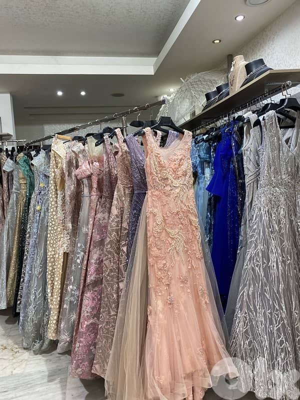 evening dresses 0