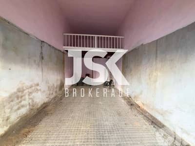 L19619 - 36 SQM Shop For Rent in a Great Location in Gemayzeh