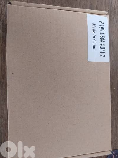 Laptop adapter 19v