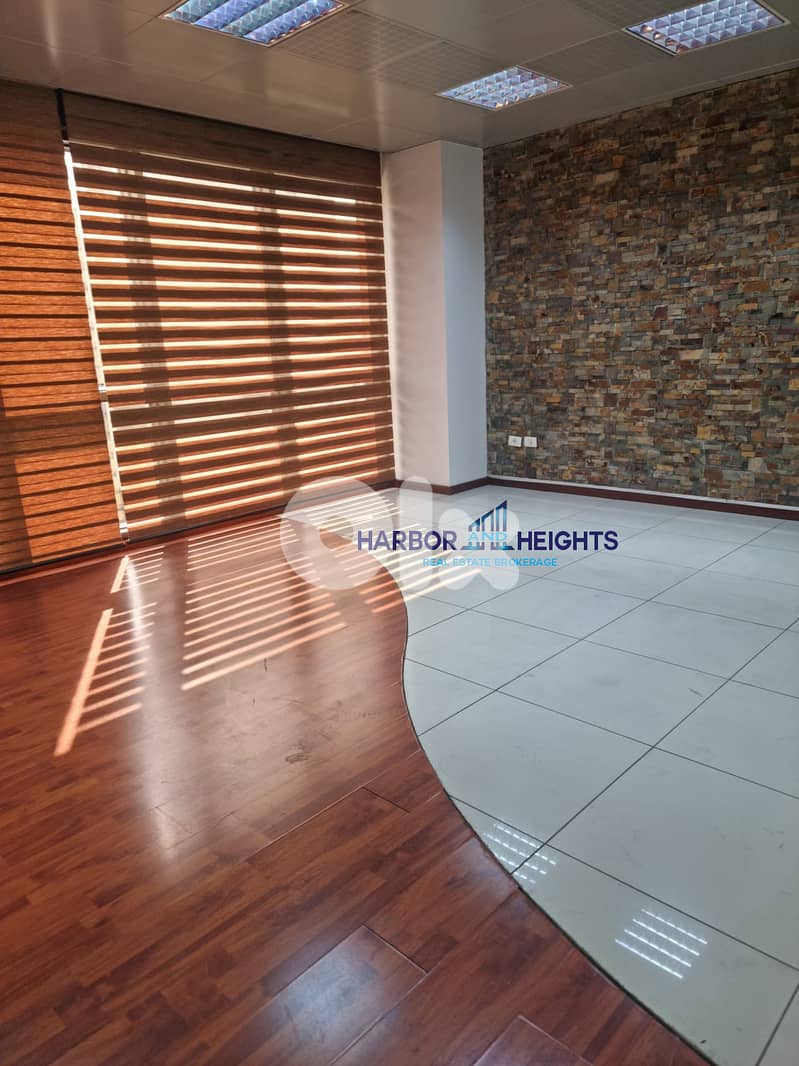 office For Rent in Sin el Fil مكتب للإيجار في سن الفيل 0