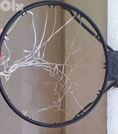 سلة basketball جديدة بعدا ب 20 $