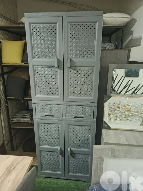Armoire plastic. خزانة بلاستيك عضم بلاستيك 1