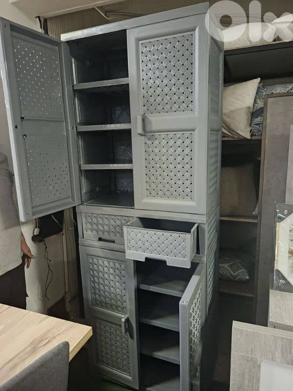 Armoire plastic. خزانة بلاستيك عضم بلاستيك 2