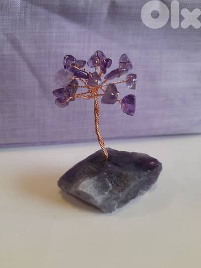 شجرة زينة من الأماثيست الطبيعي