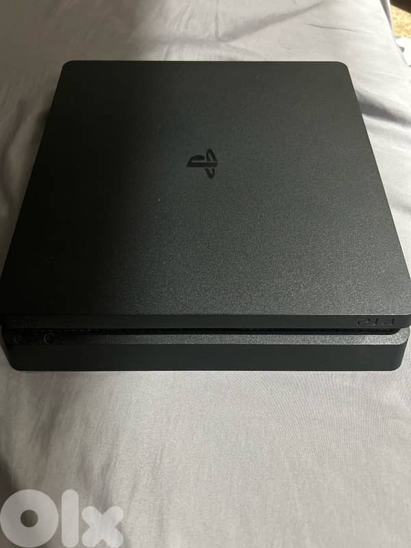 PS4 slim 0