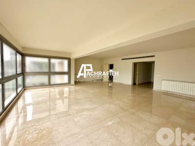 Apartment For Rent in Achrafieh - شقة للإجار في الأشرفية