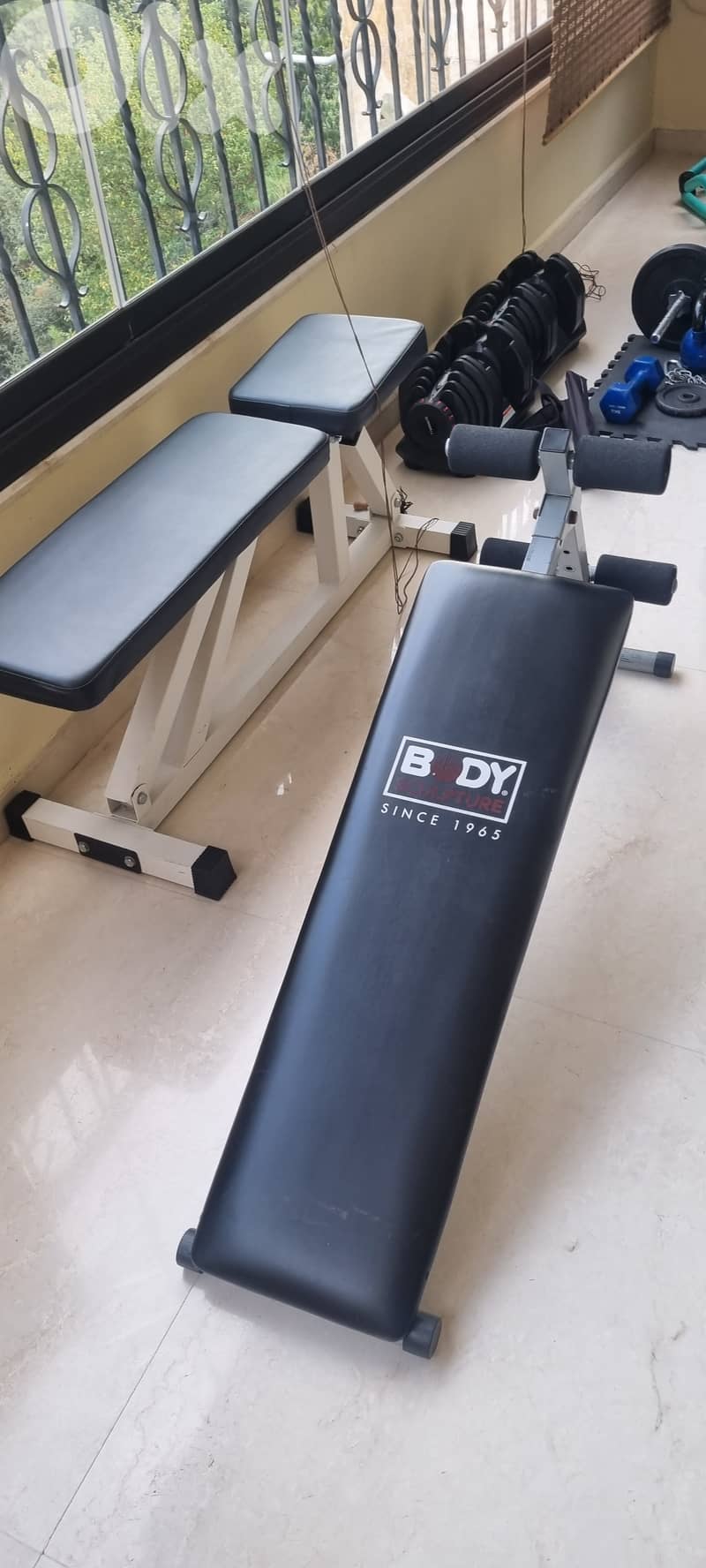 Total home gym machine, benches and accessories 0