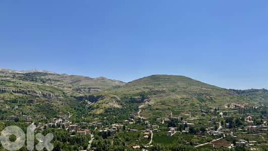 32,000 SQM Land in Faraya + spectacular Mountains ( Non Obstructed)