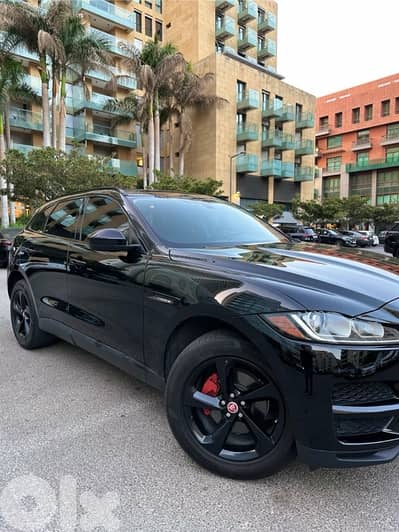 Jaguar F-Pace 2018(BLACK EDITION)Turbocharged