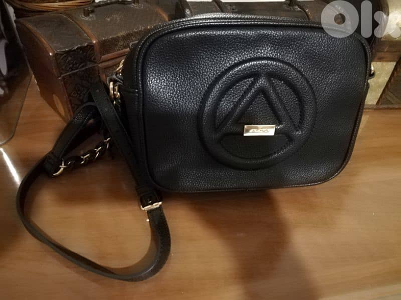 Bershka. Mango. H&M 0