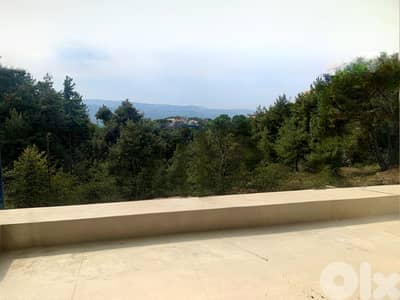 Roof for sale in Baabdat/ View/ Under construction