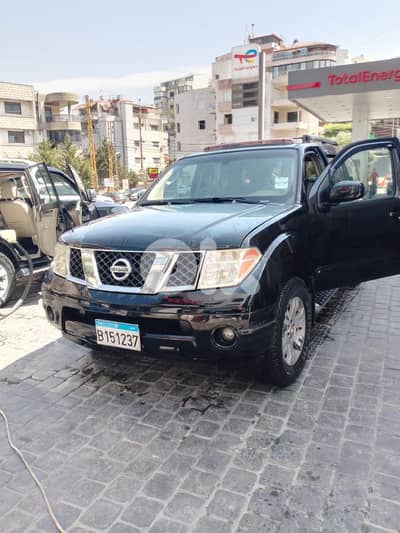 Nissan Pathfinder 2005
