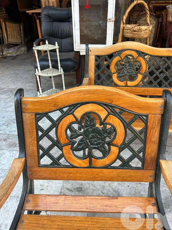 outdoor set frensh طقم خارجي فونت و خشب ٣ قطع رائع 2