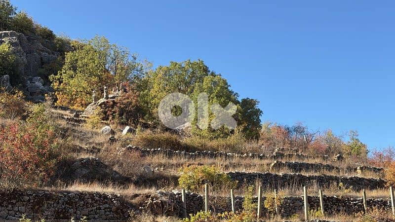 Lands for sale in Kfardebian  - أرض للبيع في منطقة كفردبيان - كسروان 2