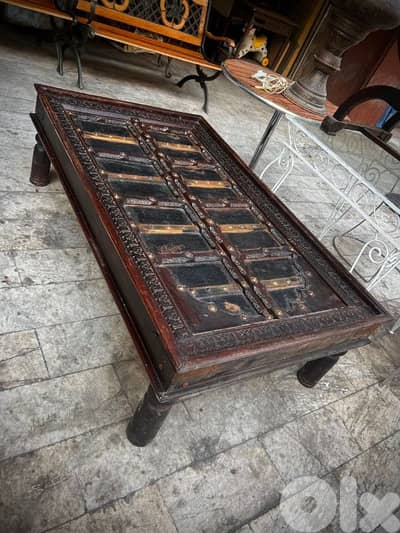 Antique table salon 150cm طاولة نص قطراني انتيك وجه باب رائعة