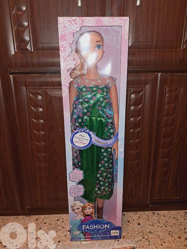 Huge Frozen Game 100cm New in Box 0