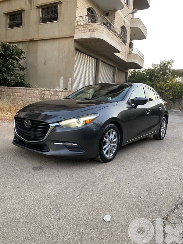 2018 mazda 3 clean carfax. 0