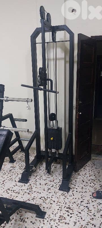 Single cable machine used like new