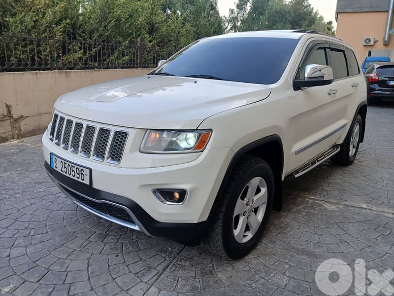 Jeep Grand Cherokee 2012 Cherokee Laredo 0