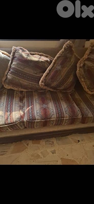 للبيع صالون 0