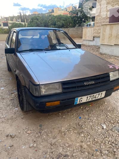 تويوتا كورولا 1987