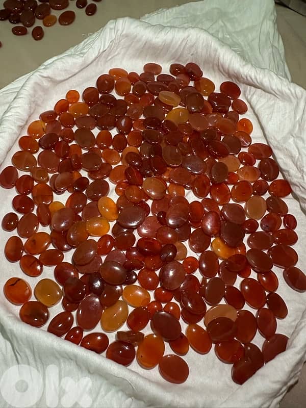 عقيق يماني زجاجي 0