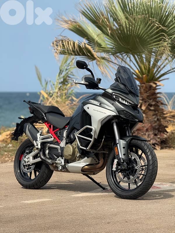 Multistrada V4S 9