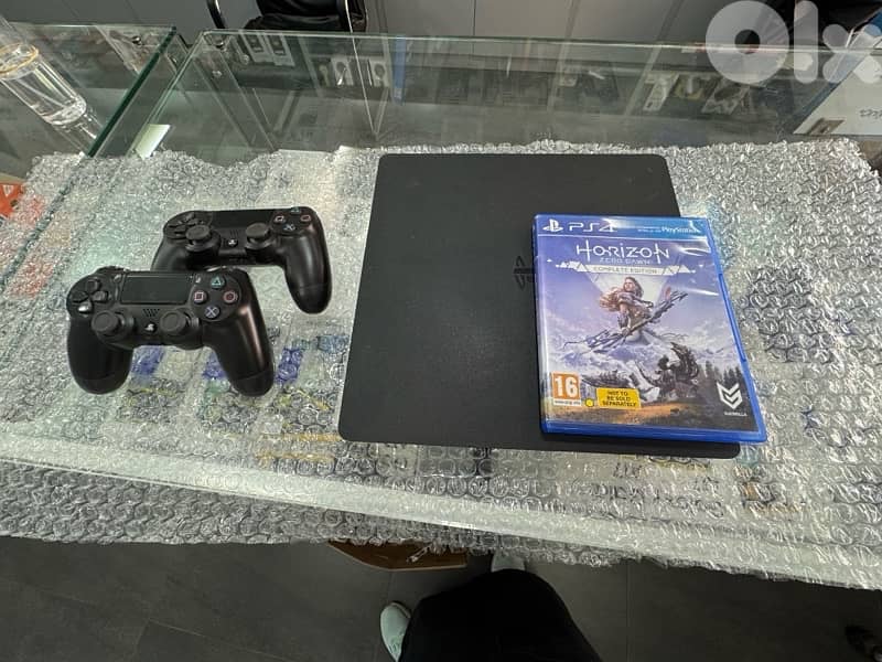 play station 4 1