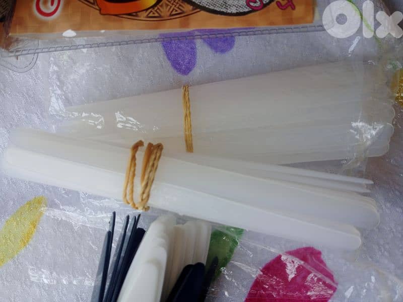 عود تشكيلة كبيرة من ريش العود &غيتار التركي  شمع سيلكون بلاستيكية 7