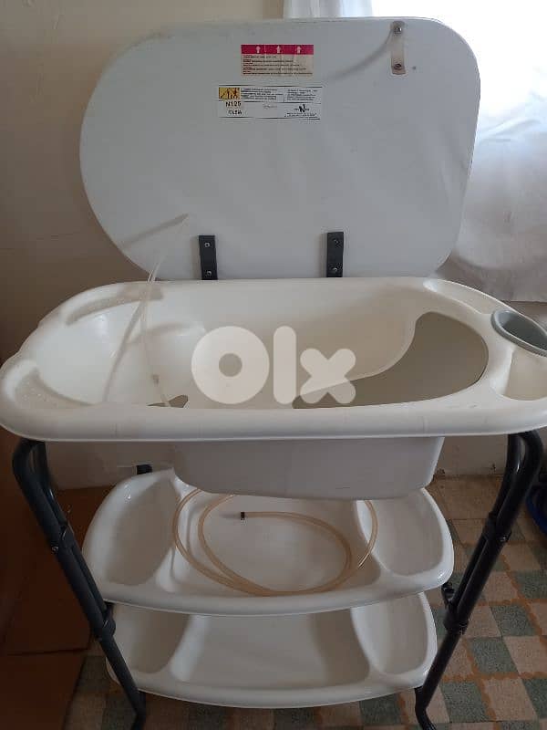 bath tub with stand neonato brand 2