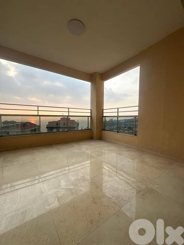 190 SQM apartment|fully equipped|full view for rent in KFARHBAB#SW 0