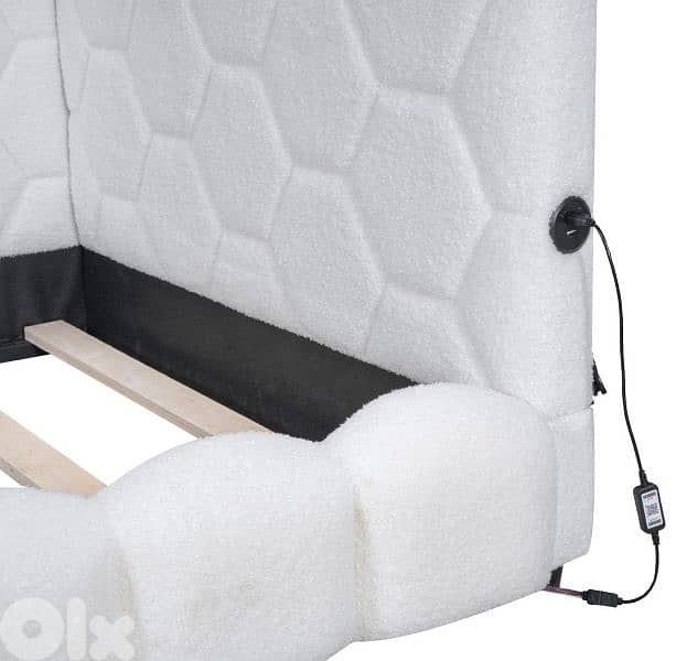 White Polstered Bed / Corner Bed 3