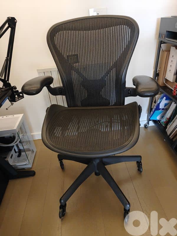 Herman Miller Aeron Classic 3
