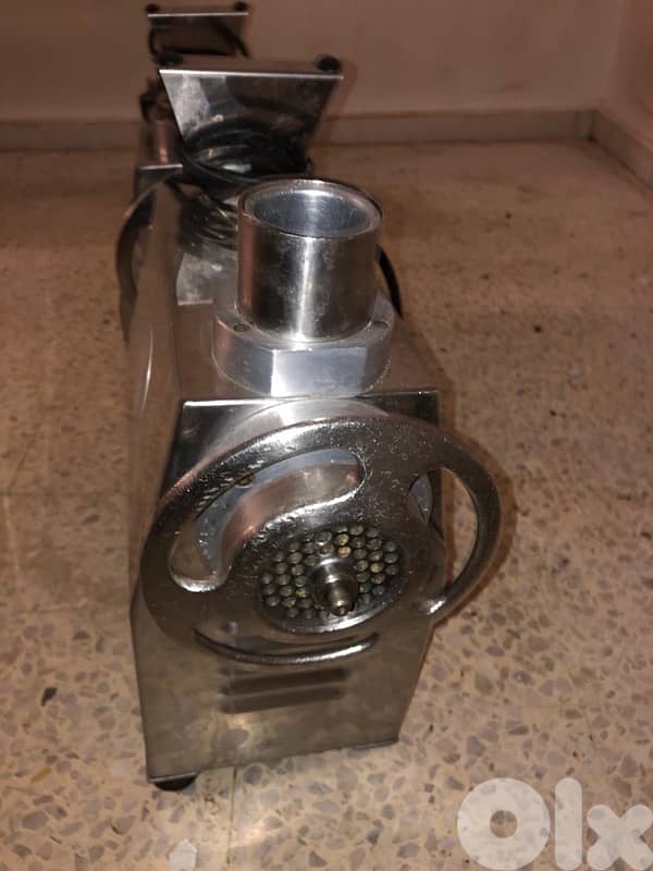 عدّة لحّام ملحمة كاملة للبيع 4