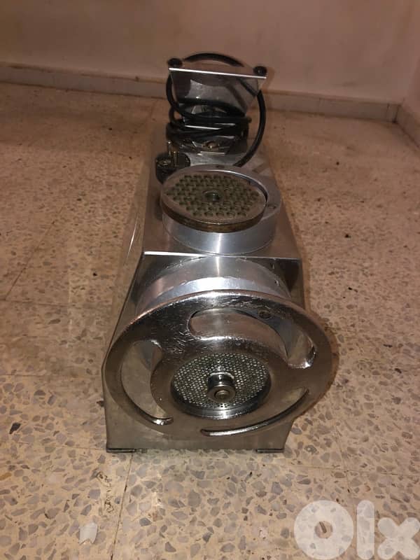 عدّة لحّام ملحمة كاملة للبيع 5