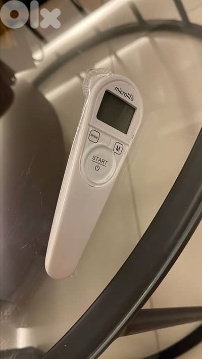 Digital thermometer