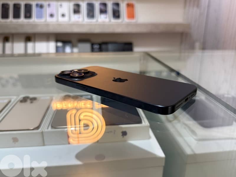 Available iPhone 15 Pro Max 512Gb Like New: - Mint Condition 3