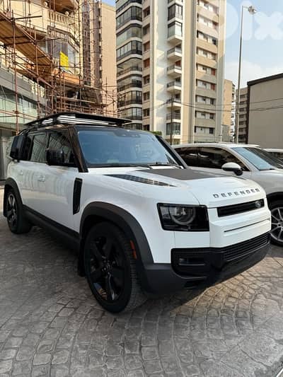 2020 Land Rover Defender P400 SE V6