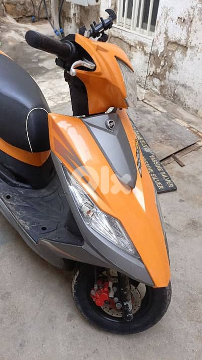 gr 125 cc اوراق معرض ماشية ١٥ الف