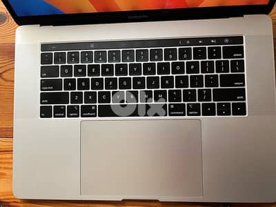 Macbook pro 2018 - i7 - 15"
